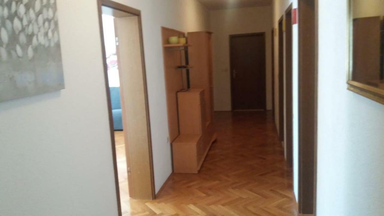 Apartamento Apartman Teklic Kaštela Exterior foto