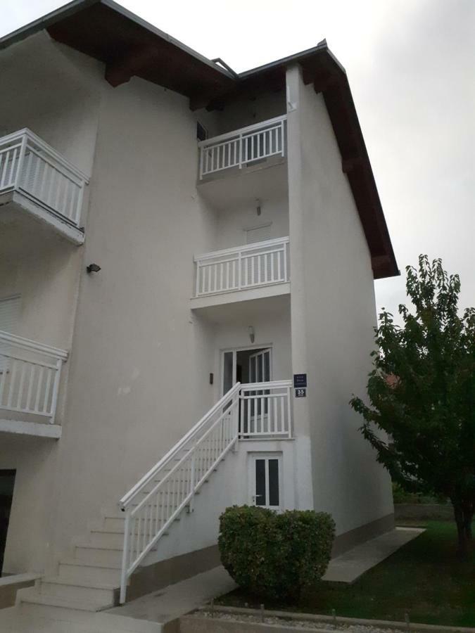 Apartamento Apartman Teklic Kaštela Exterior foto